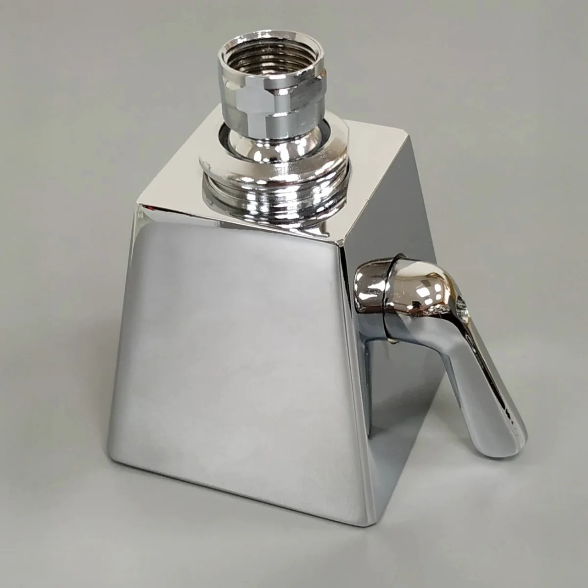 91.18 SHOWER HEAD, 6 JETS