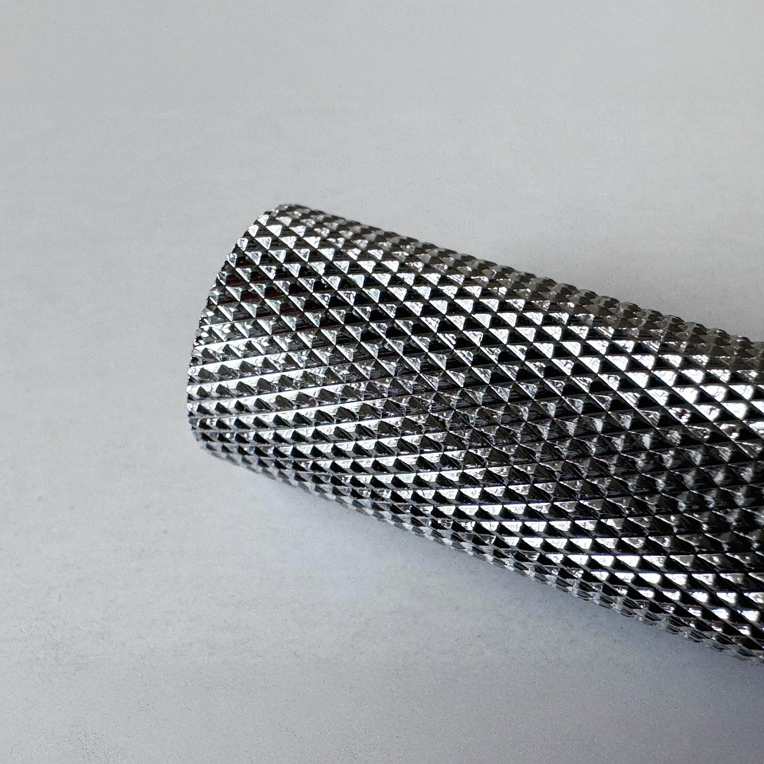Diamond and Cross Knurling