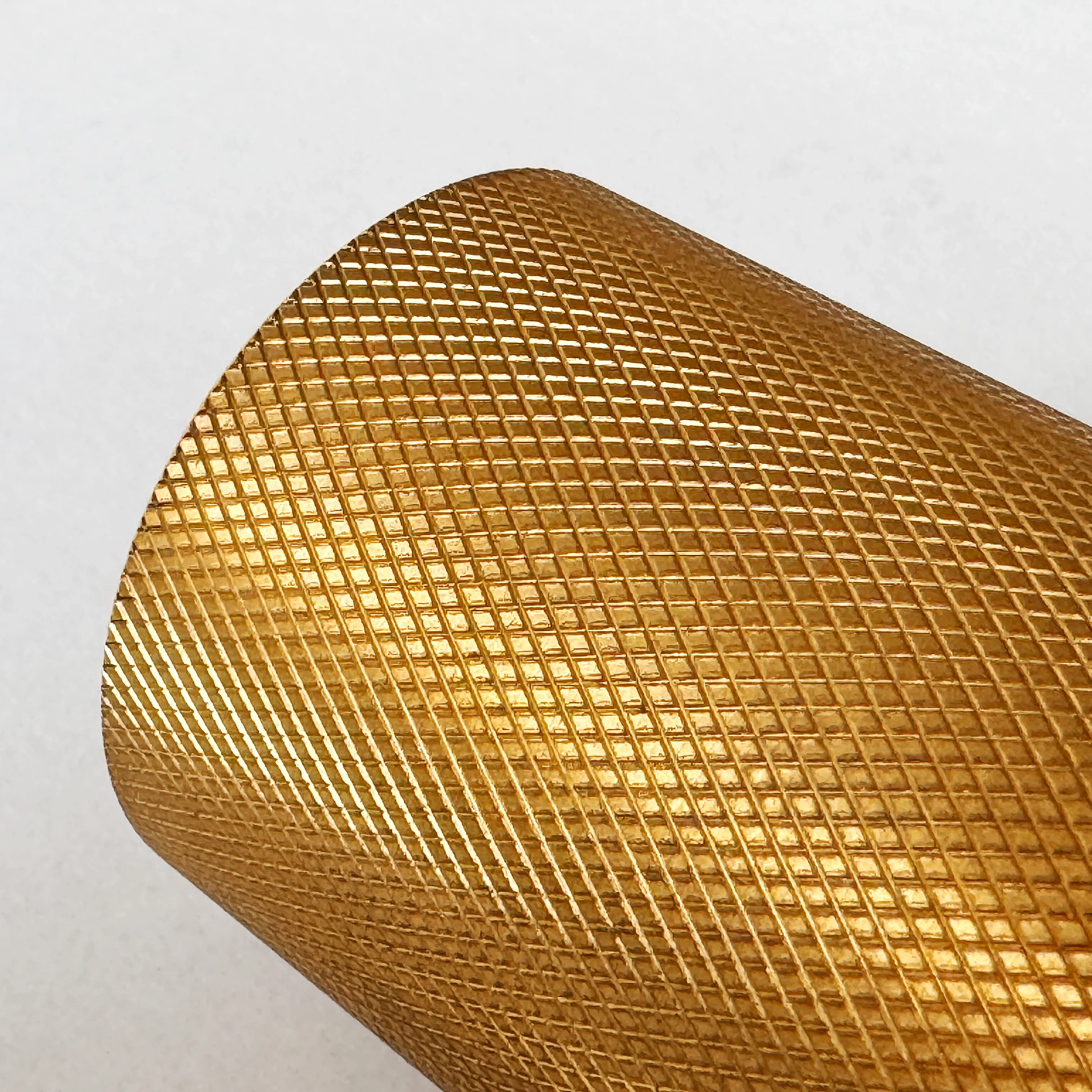 Diamond and Cross Knurling