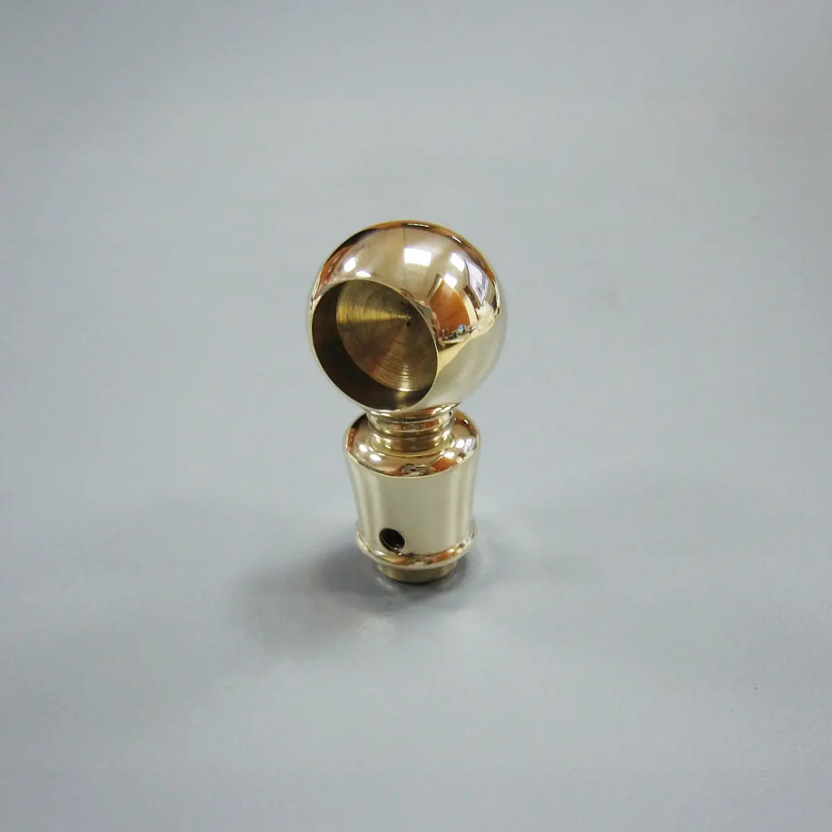 BAATHROOM ACCESSORY POSTS