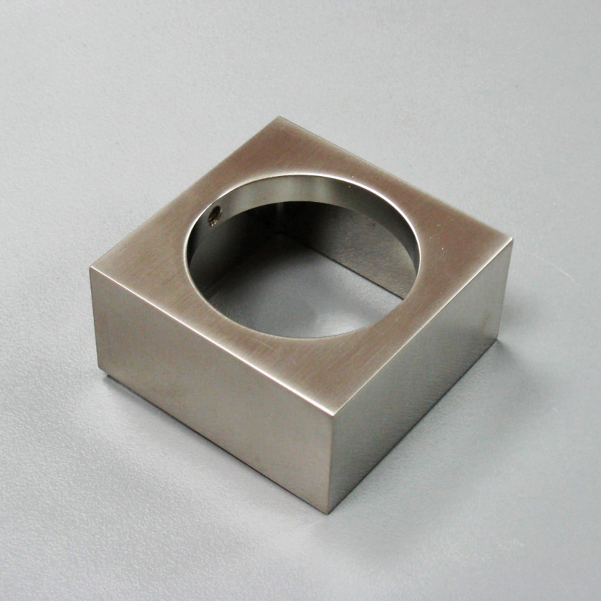 717.5 SHOWER ARM FLANGE,NEW VERSION