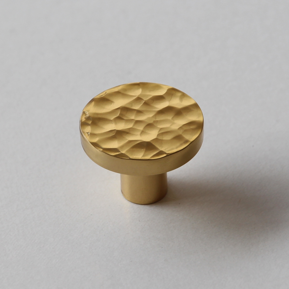 Cabinet knob-Hammer
